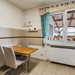 Apartment Familienhaus